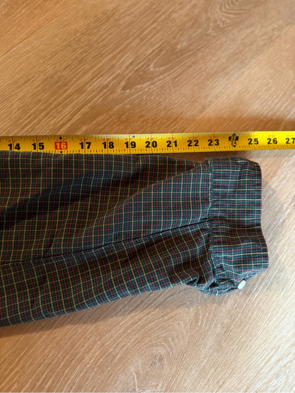 Ralph Lauren Men’s Black and Green Plaid Button-Down Shirt - Picture 7 of 7